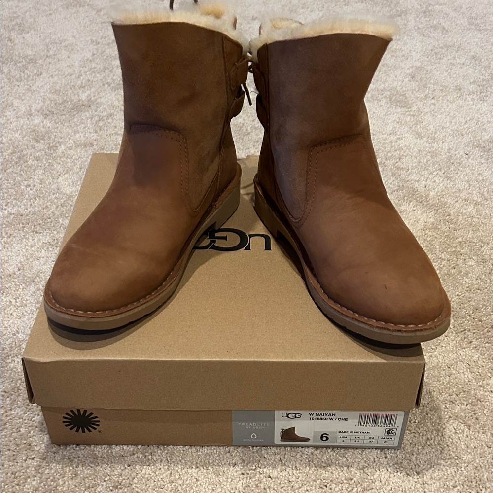 UGG chestnut Naiyah boots